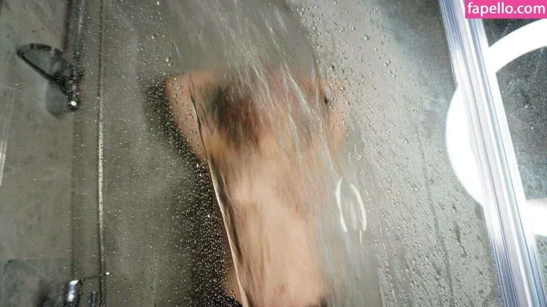 nicolecolina_ Onlyfans Photo Gallery 