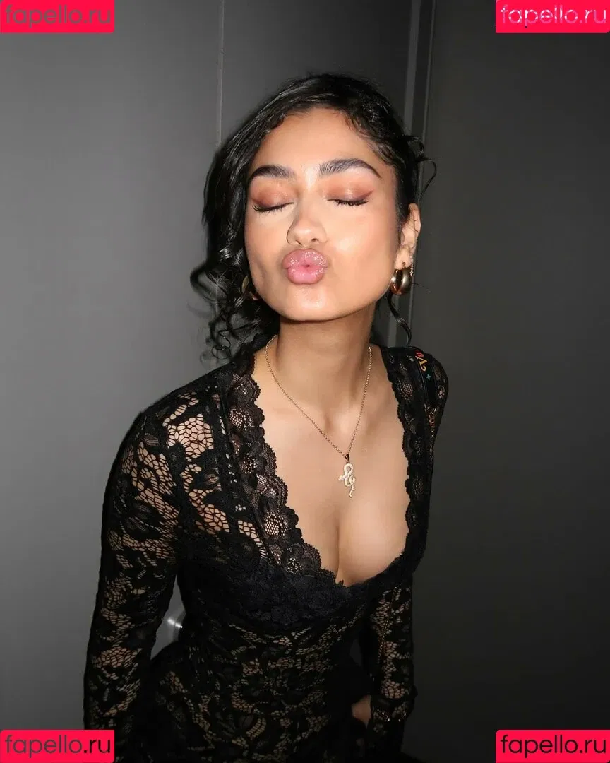Naaz Torbati Onlyfans Photo Gallery 