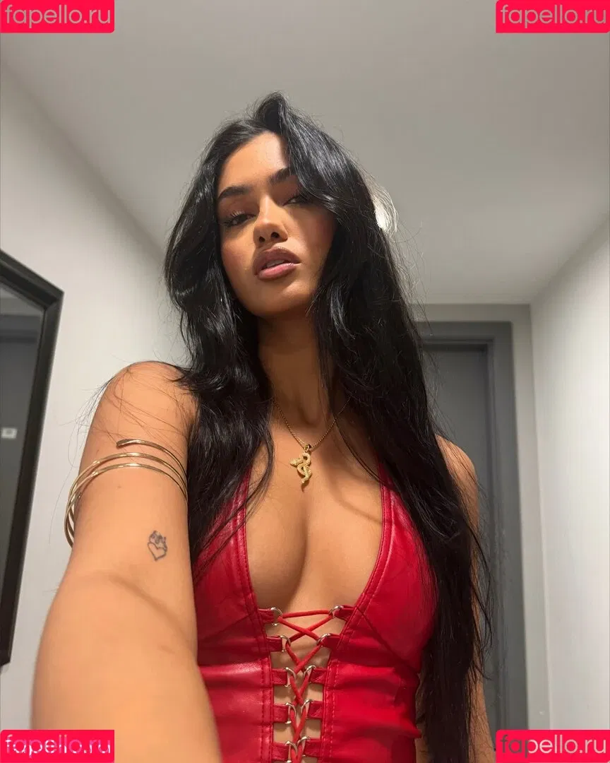 Naaz Torbati Onlyfans Photo Gallery 