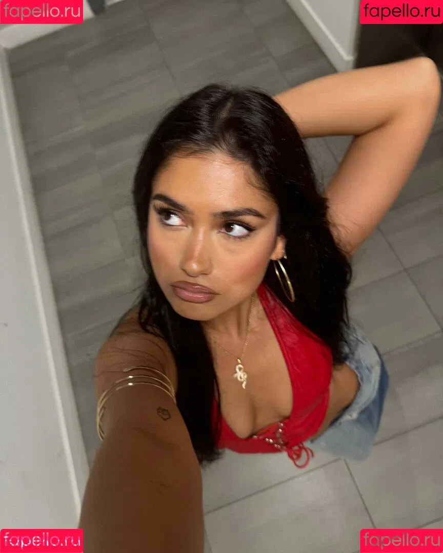 Naaz Torbati Onlyfans Photo Gallery 