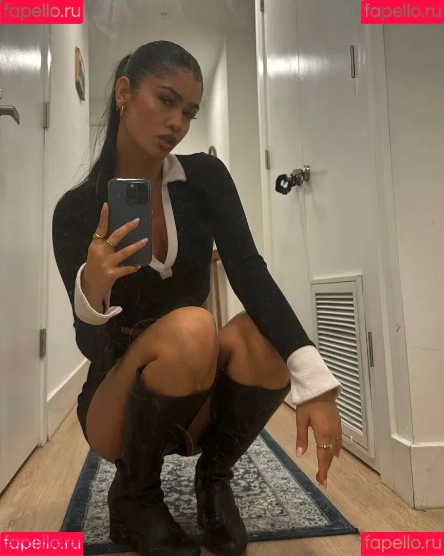 Naaz Torbati Onlyfans Photo Gallery 
