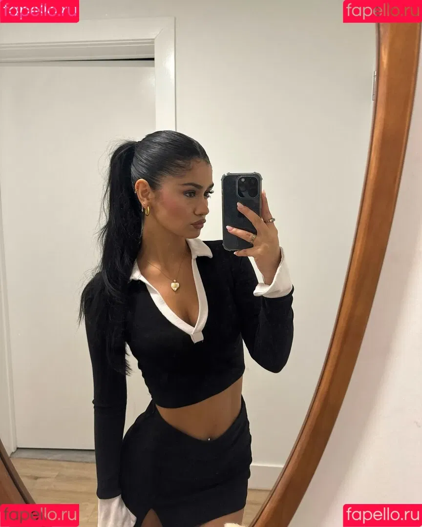Naaz Torbati Onlyfans Photo Gallery 