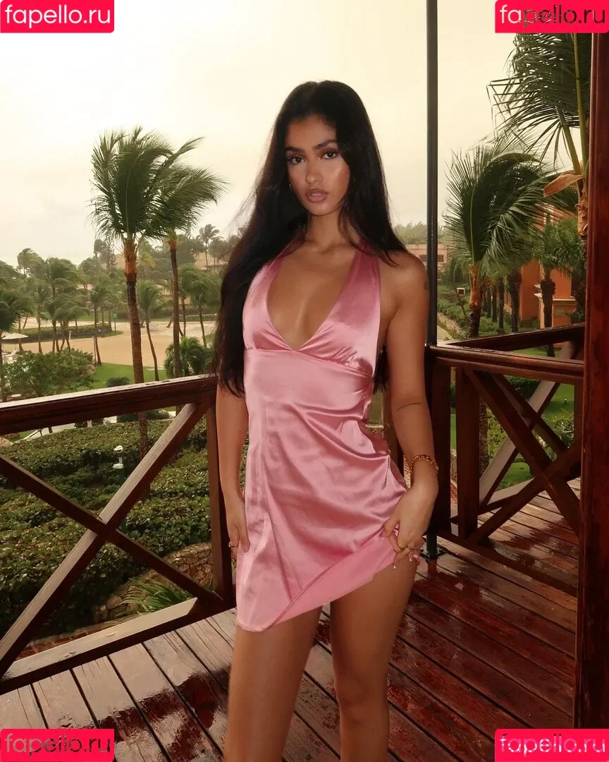 Naaz Torbati Onlyfans Photo Gallery 