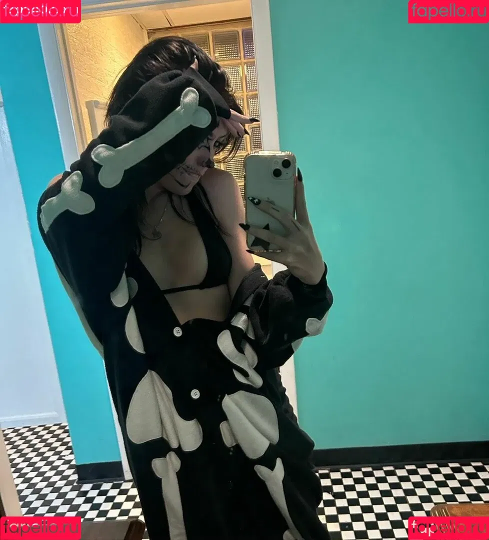 Astrouxx Onlyfans Photo Gallery 