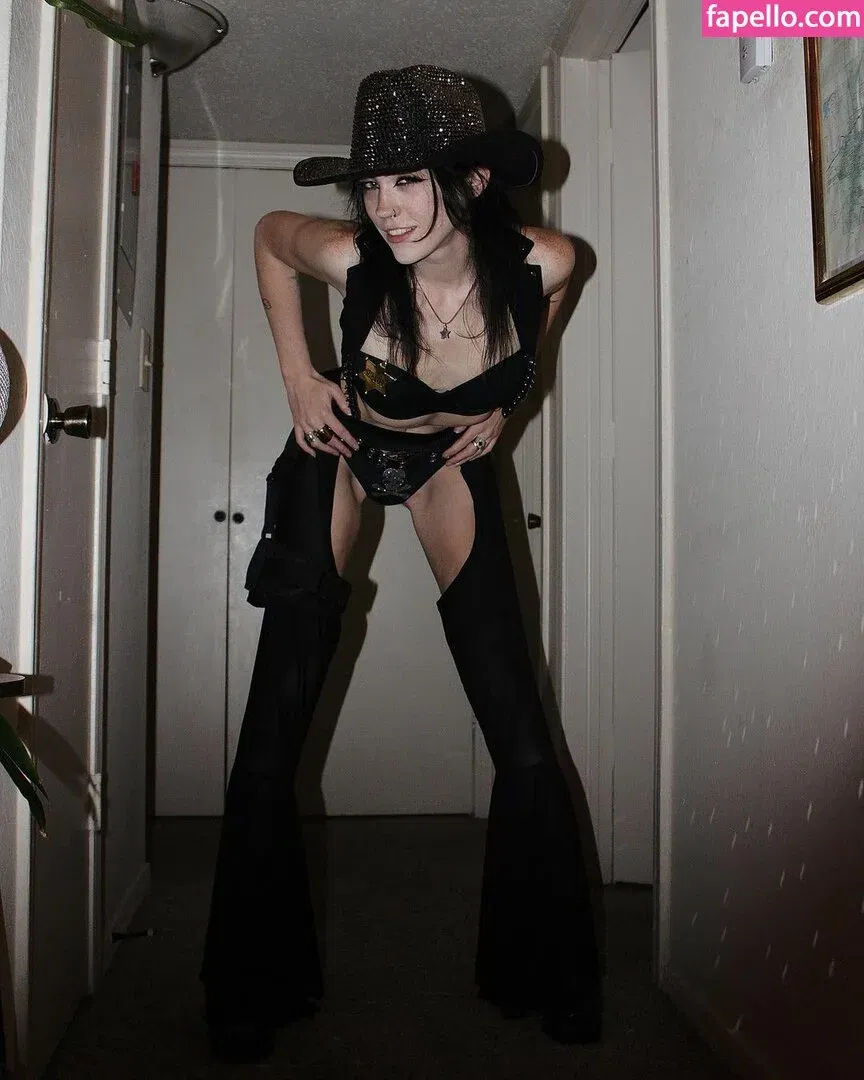 Astrouxx Onlyfans Photo Gallery 