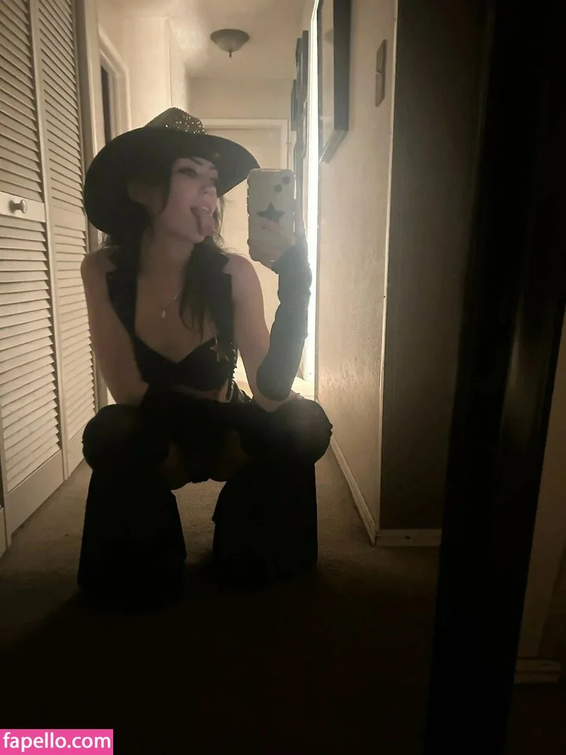 Astrouxx Onlyfans Photo Gallery 