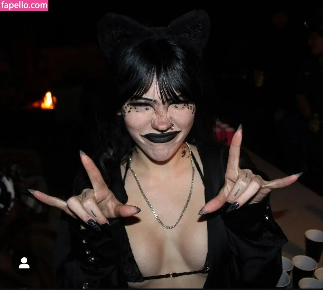 Astrouxx Onlyfans Photo Gallery 