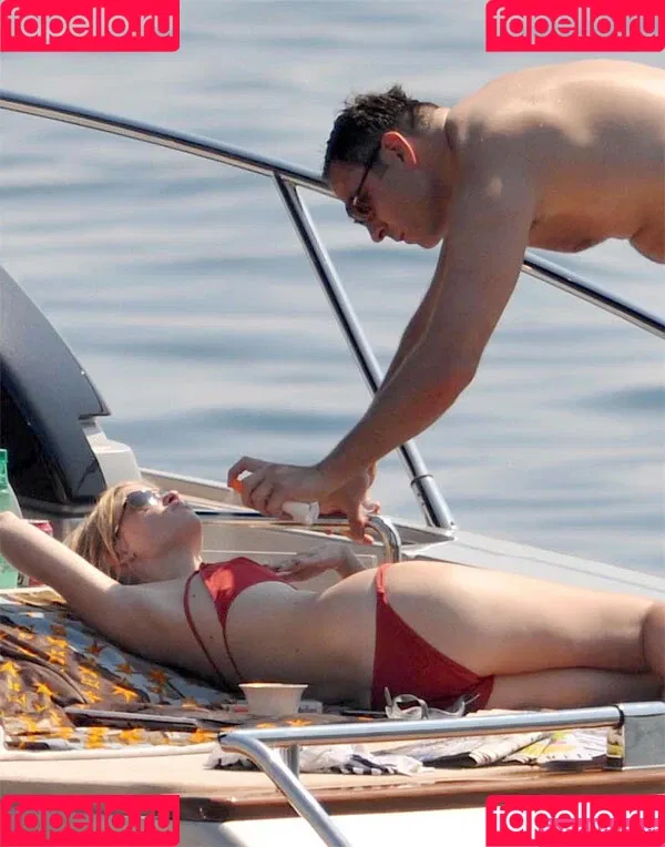 Lara Stone Onlyfans Photo Gallery 