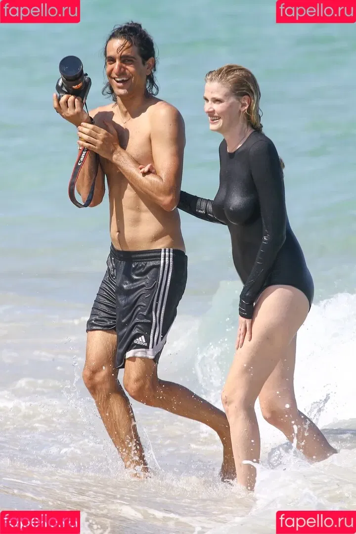 Lara Stone Onlyfans Photo Gallery 