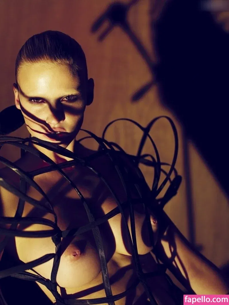 Lara Stone Onlyfans Photo Gallery 