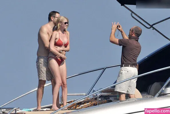 Lara Stone Onlyfans Photo Gallery 