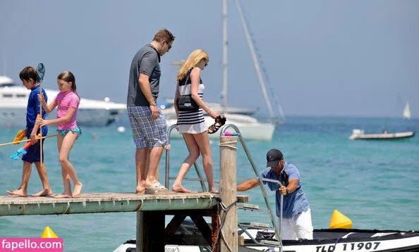 Lara Stone Onlyfans Photo Gallery 