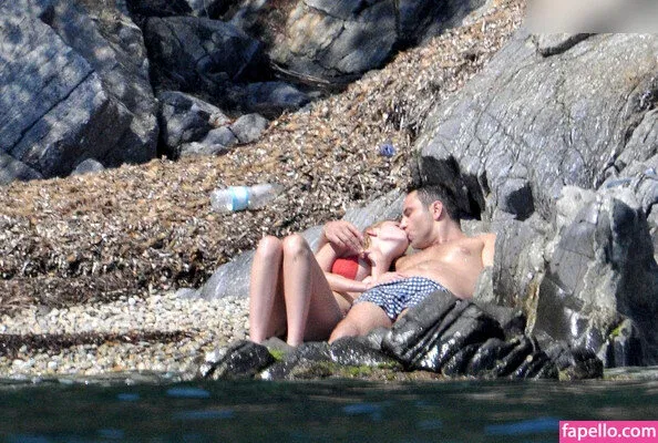 Lara Stone Onlyfans Photo Gallery 