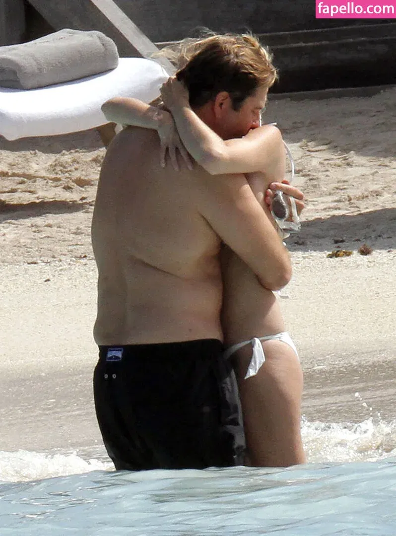 Lara Stone Onlyfans Photo Gallery 