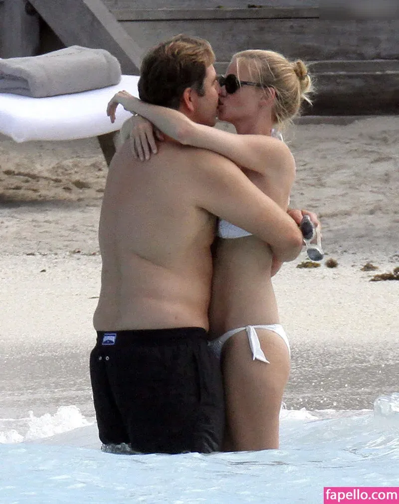 Lara Stone Onlyfans Photo Gallery 