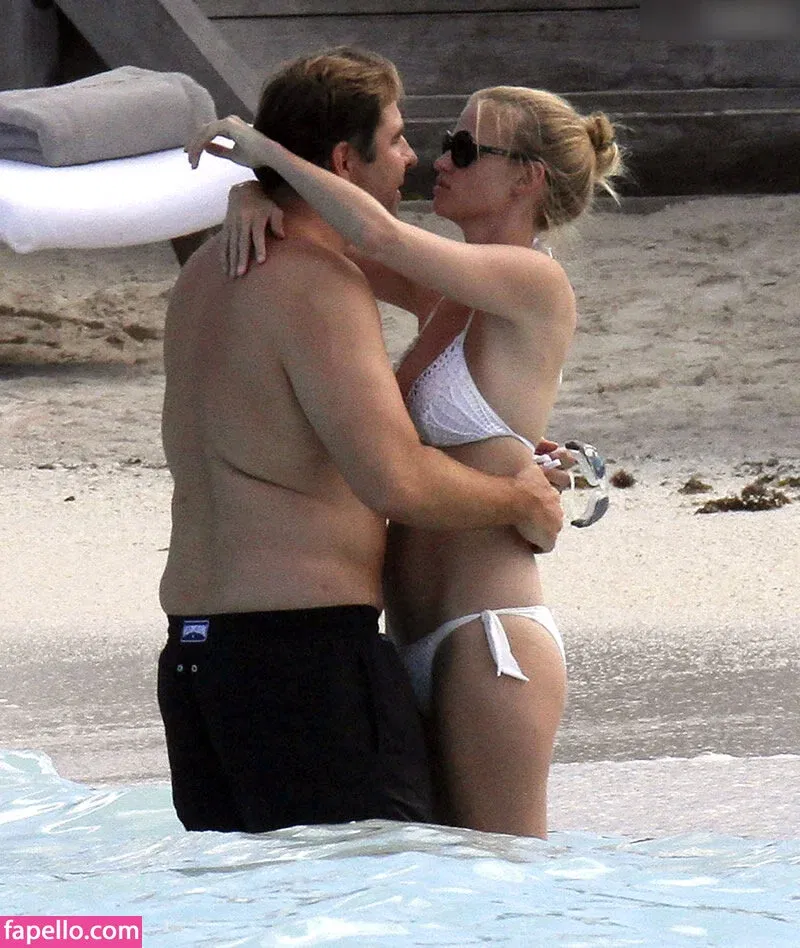 Lara Stone Onlyfans Photo Gallery 