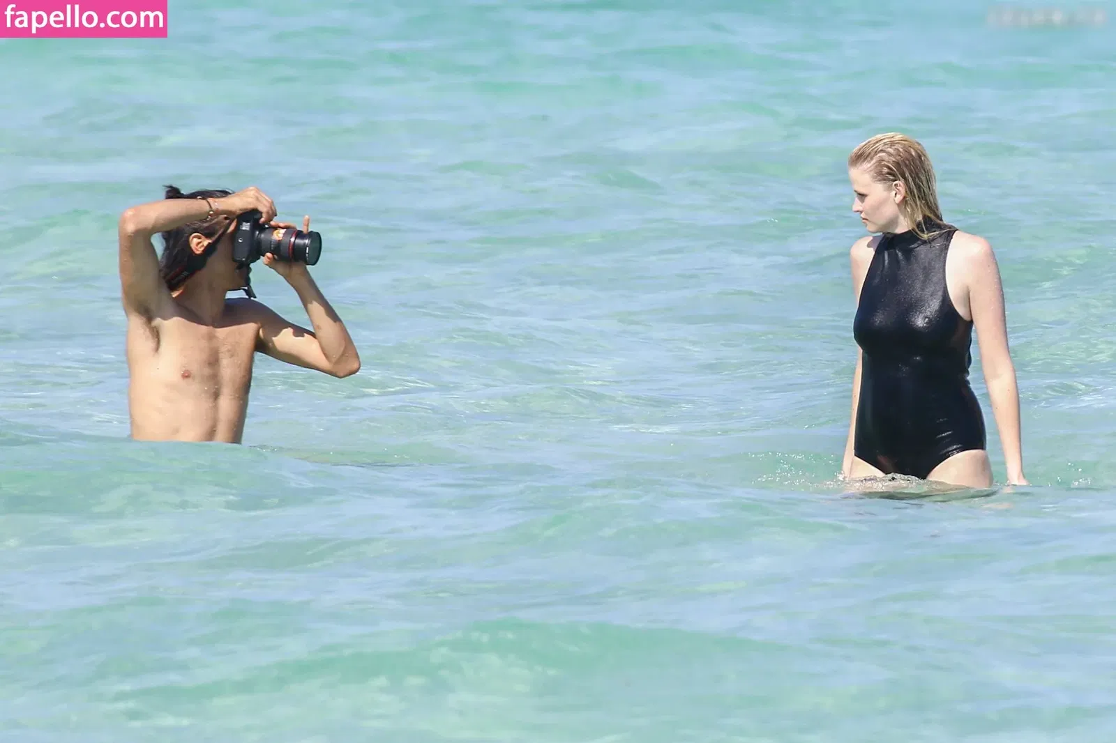 Lara Stone Onlyfans Photo Gallery 