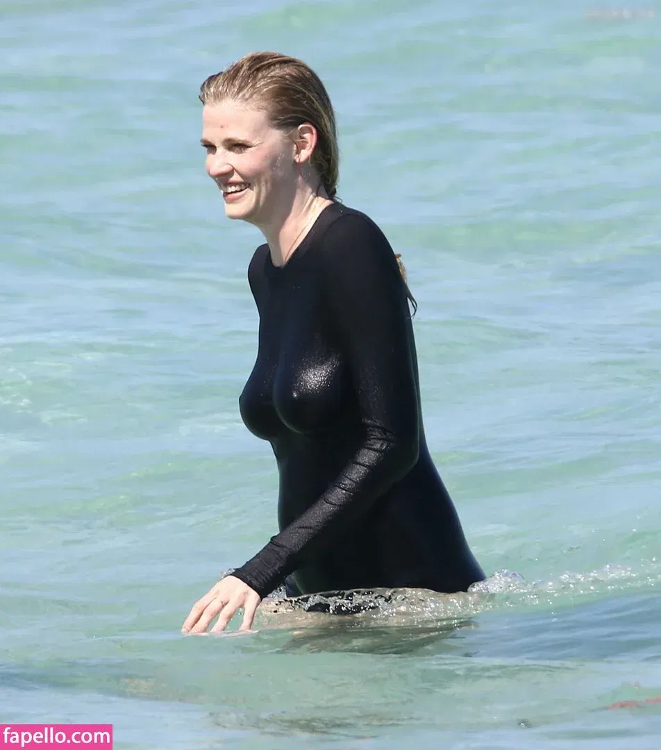Lara Stone Onlyfans Photo Gallery 