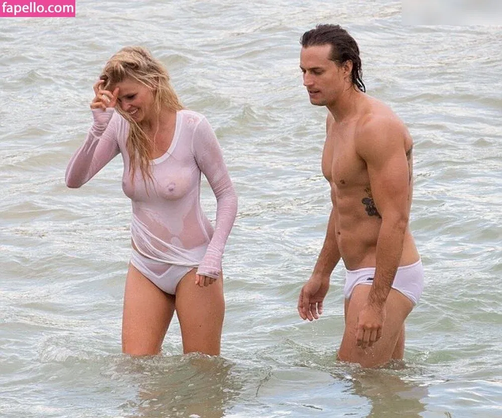 Lara Stone Onlyfans Photo Gallery 