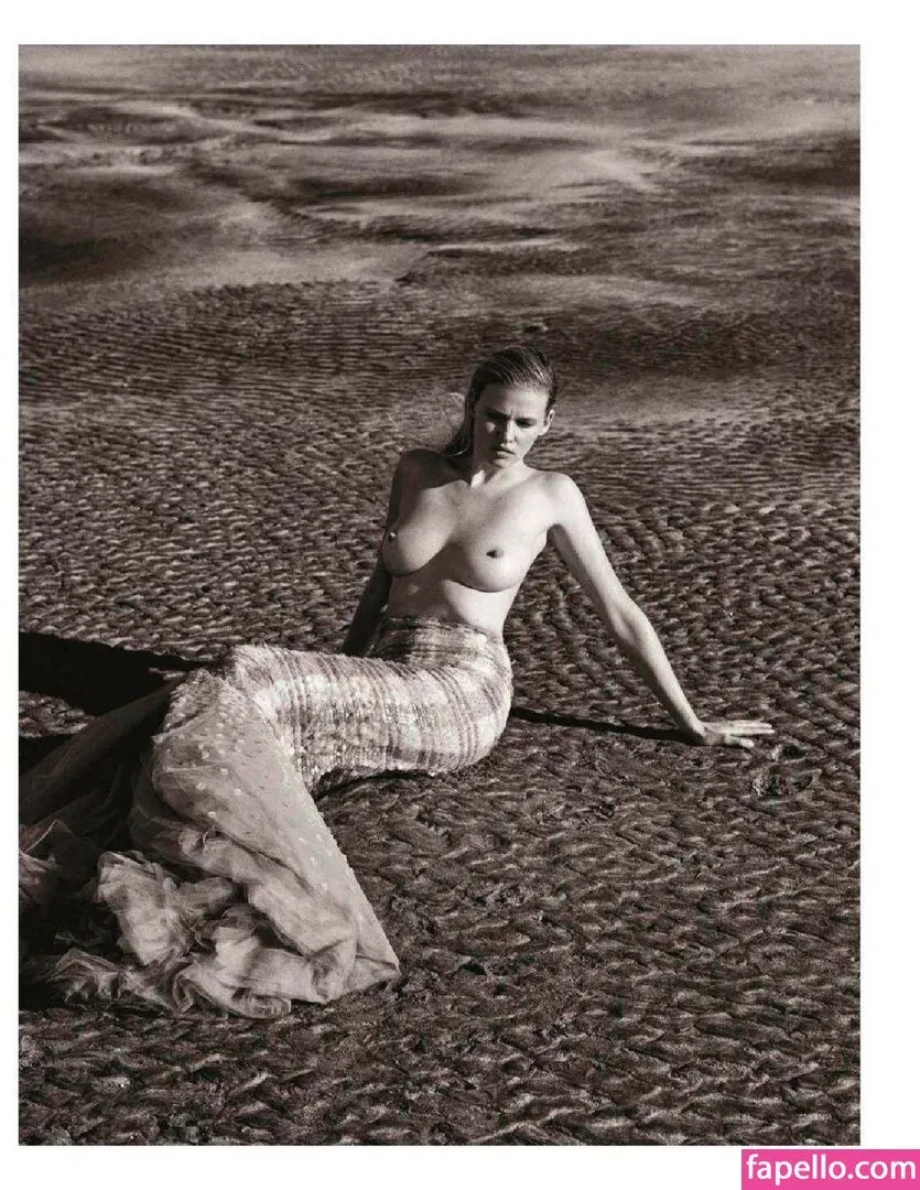 Lara Stone Onlyfans Photo Gallery 