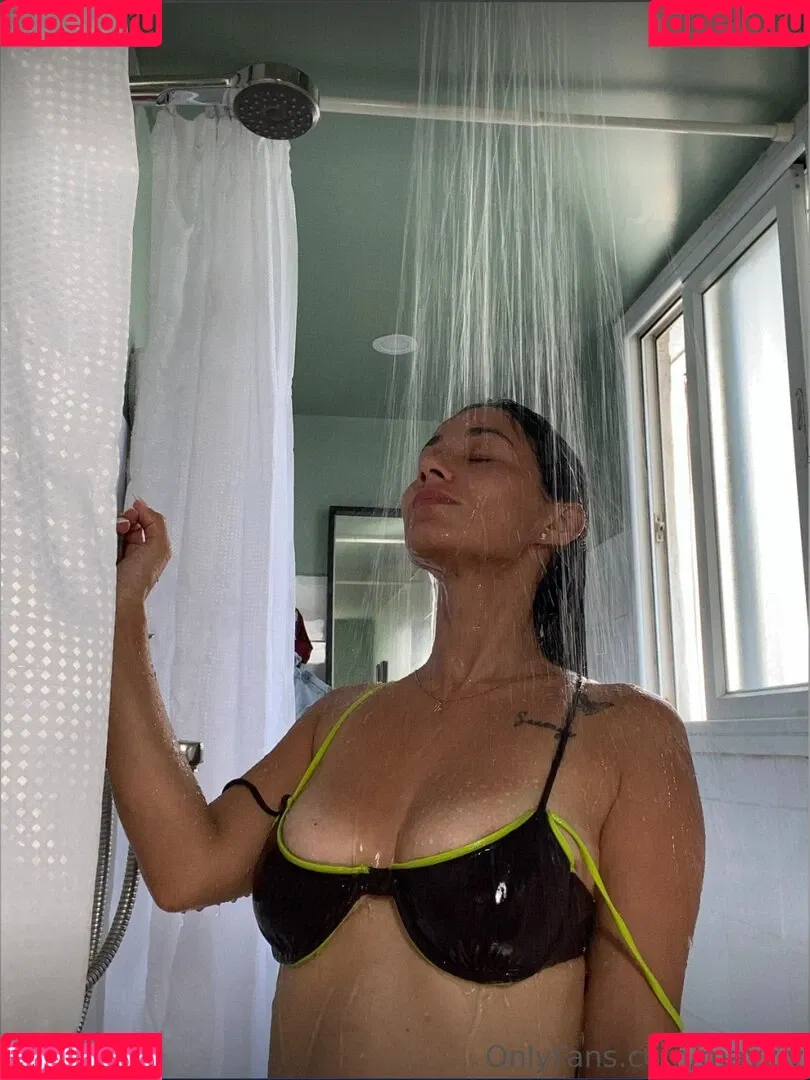 May Ziv Onlyfans Photo Gallery 