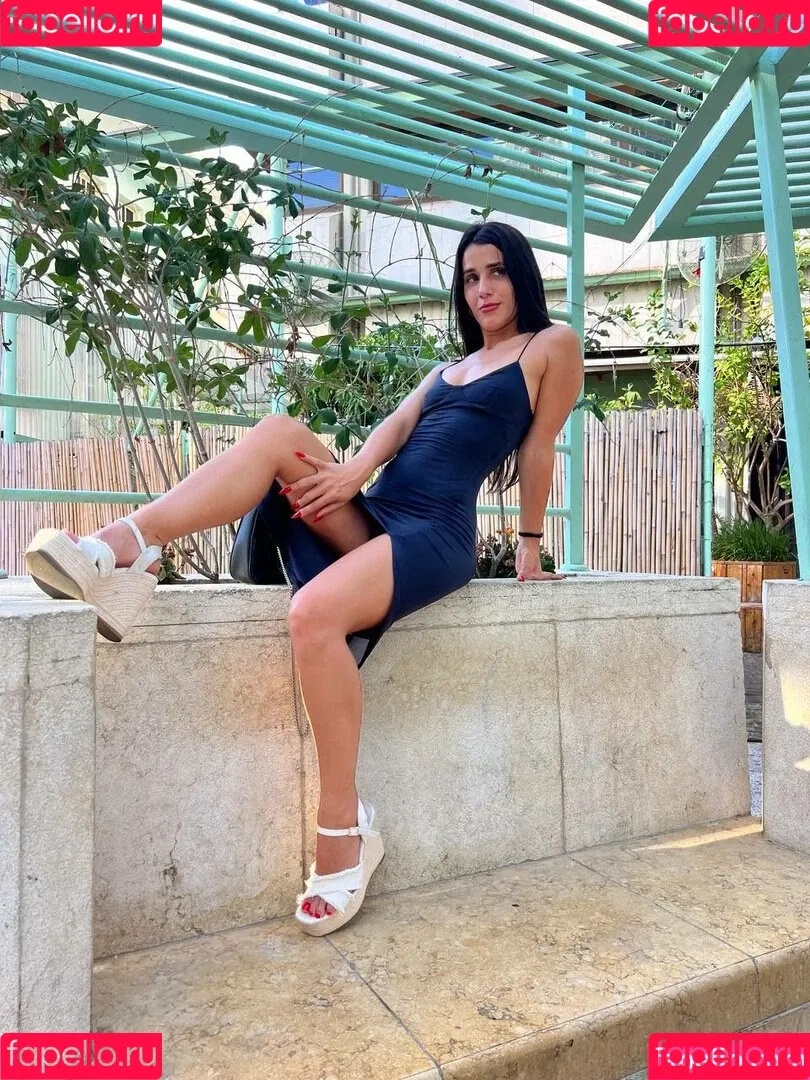May Ziv Onlyfans Photo Gallery 