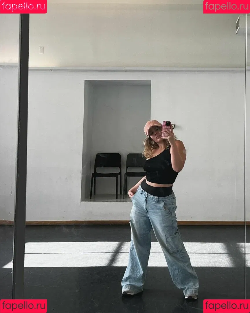 Megan Bowen Onlyfans Photo Gallery 