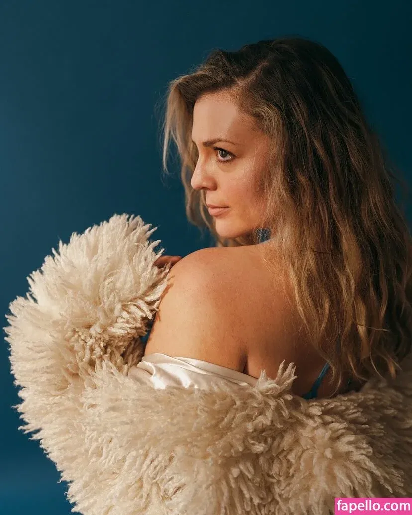 Megan Bowen Onlyfans Photo Gallery 