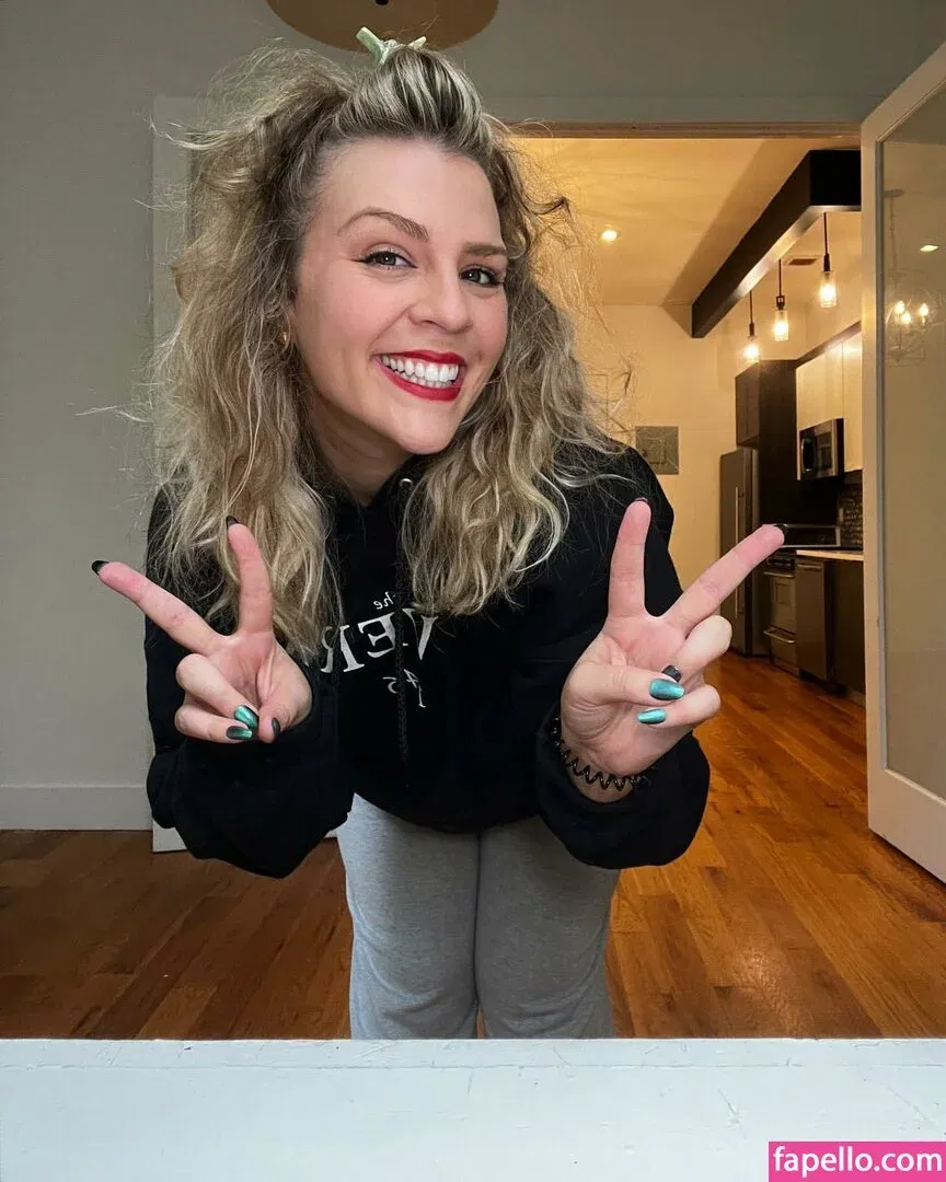 Megan Bowen Onlyfans Photo Gallery 