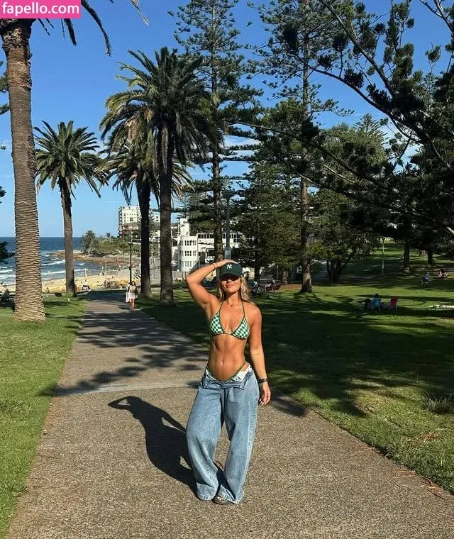 Kelsie Faith Thomas Onlyfans Photo Gallery 