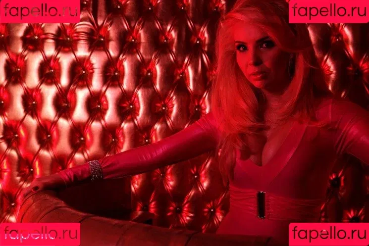 Lady Lu Onlyfans Photo Gallery 