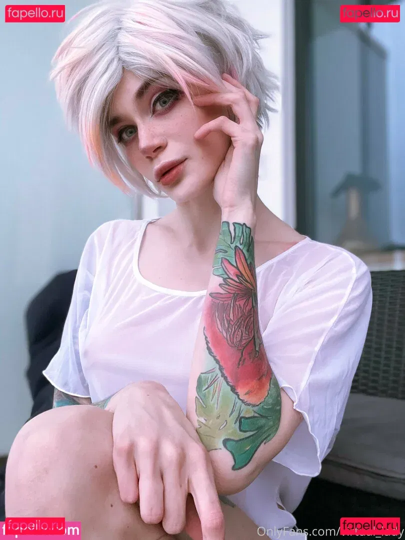 Lady Lu Onlyfans Photo Gallery 