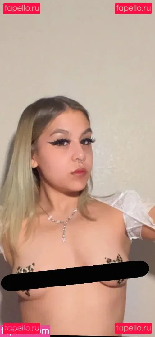 d011.facee Onlyfans Photo Gallery 