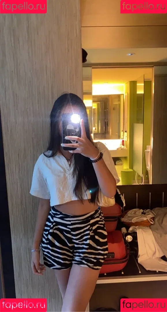 Lara Held Onlyfans Photo Gallery 