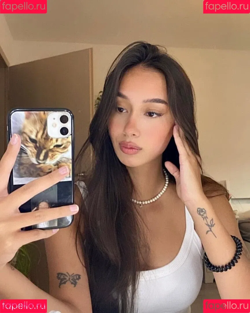 Lara Held Onlyfans Photo Gallery 
