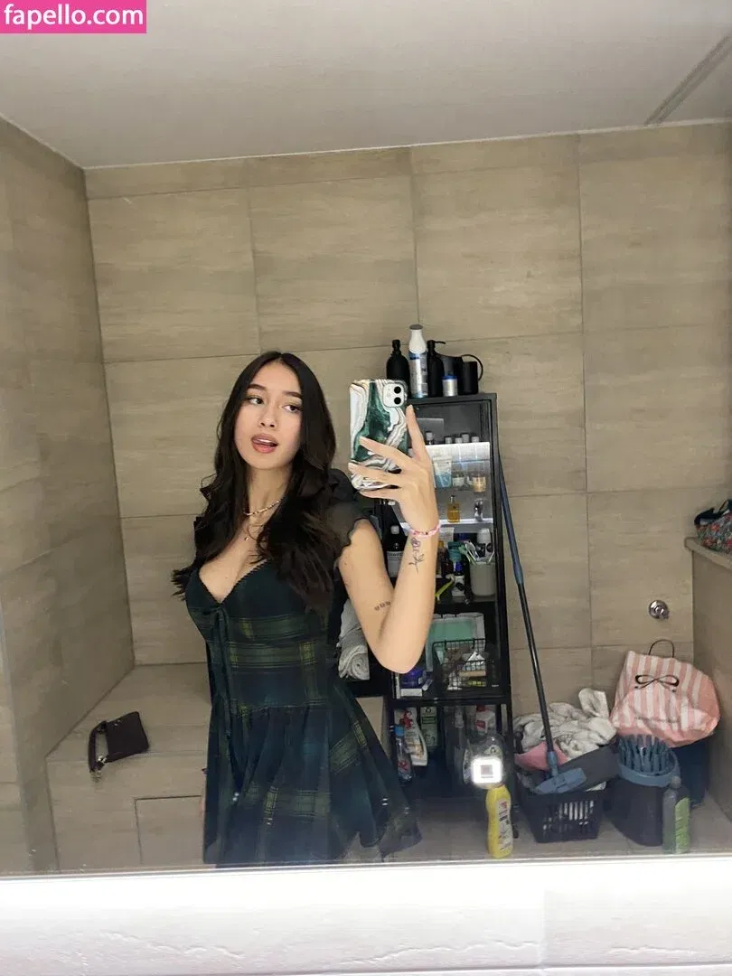 Lara Held Onlyfans Photo Gallery 