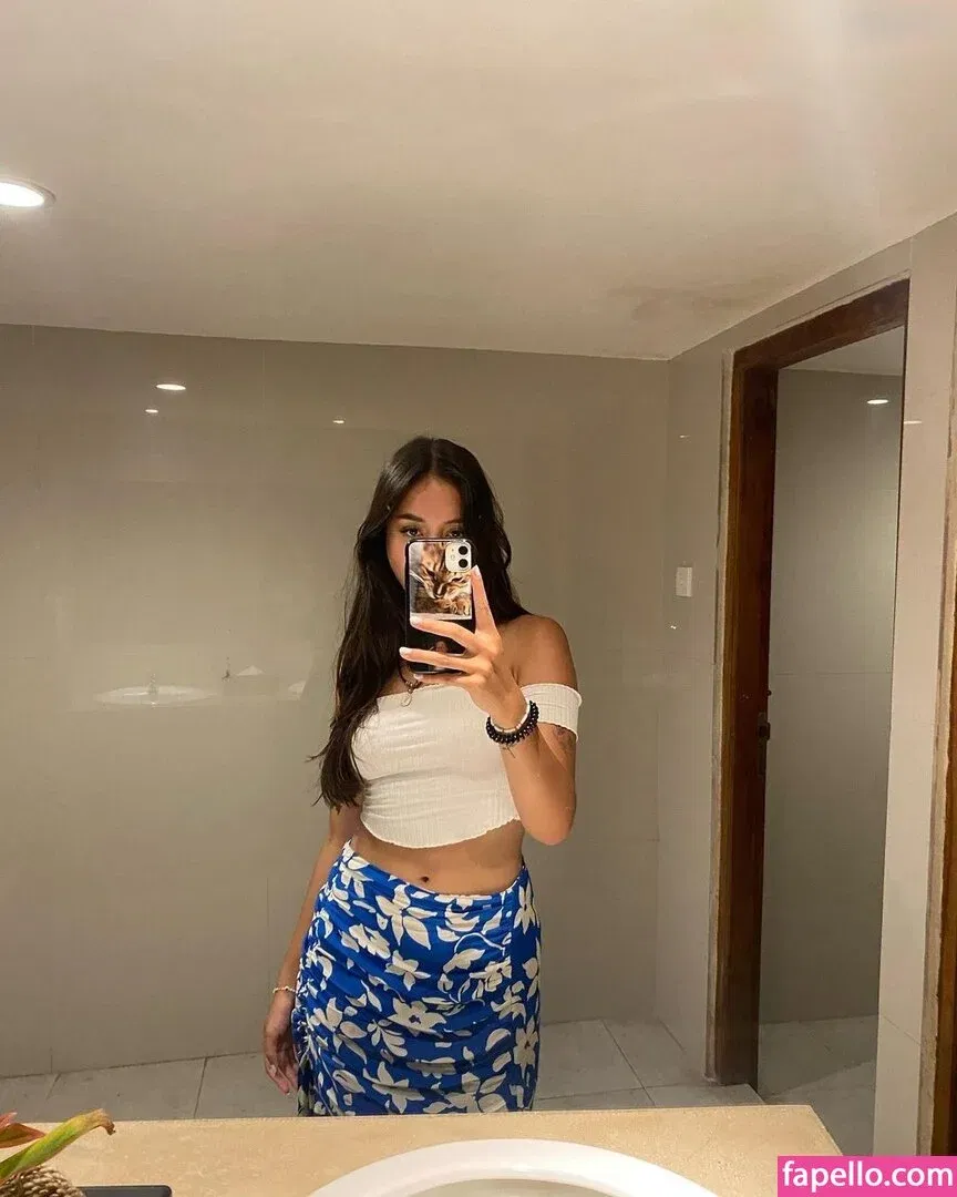 Lara Held Onlyfans Photo Gallery 