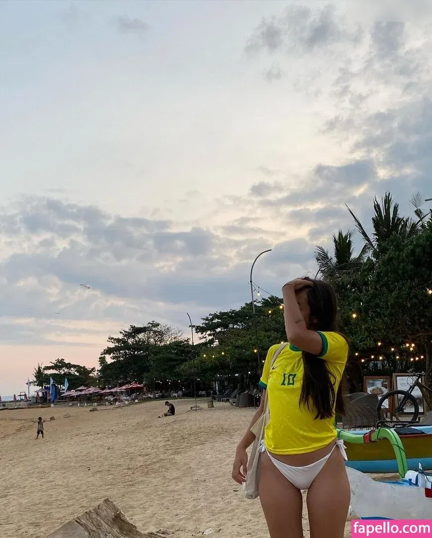 Lara Held Onlyfans Photo Gallery 