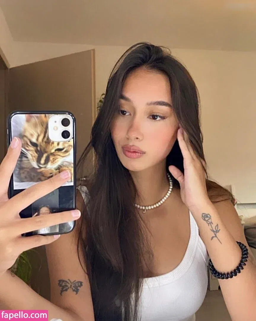 Lara Held Onlyfans Photo Gallery 