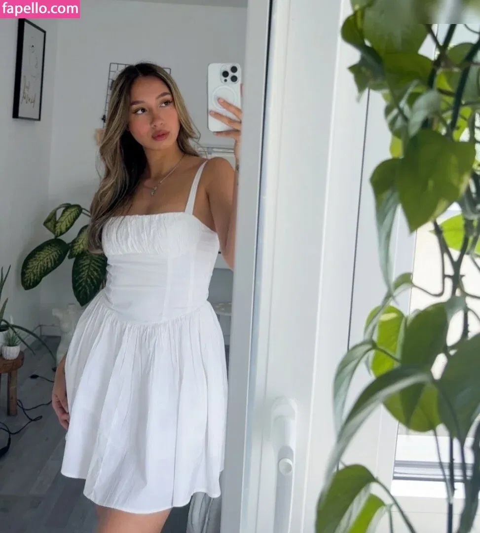 Lara Held Onlyfans Photo Gallery 