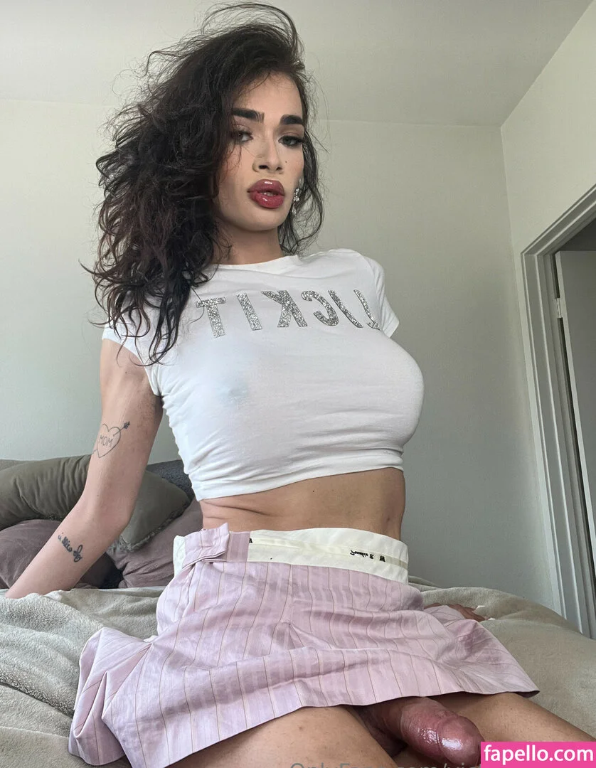 Victoria Grant Onlyfans Photo Gallery 