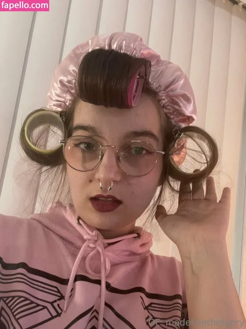 madelinethefaery Onlyfans Photo Gallery 