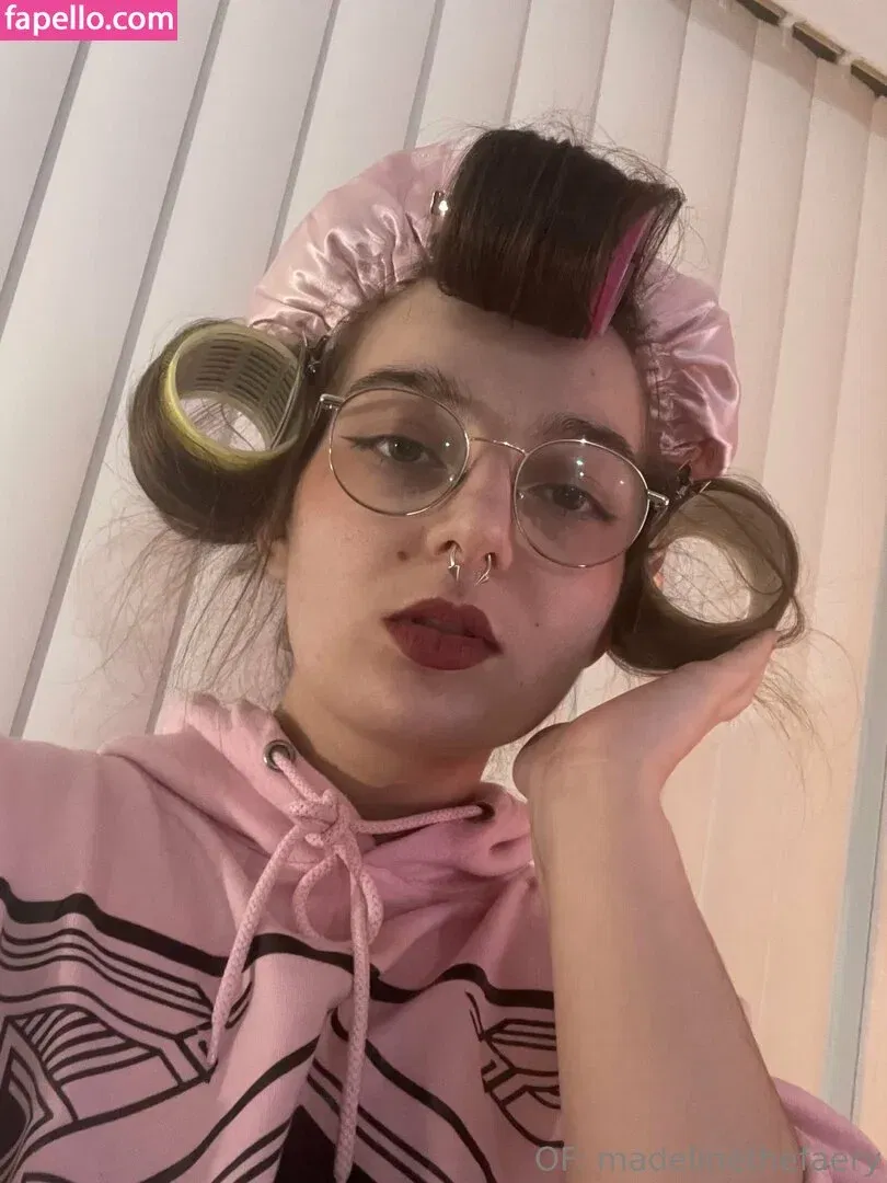 madelinethefaery Onlyfans Photo Gallery 