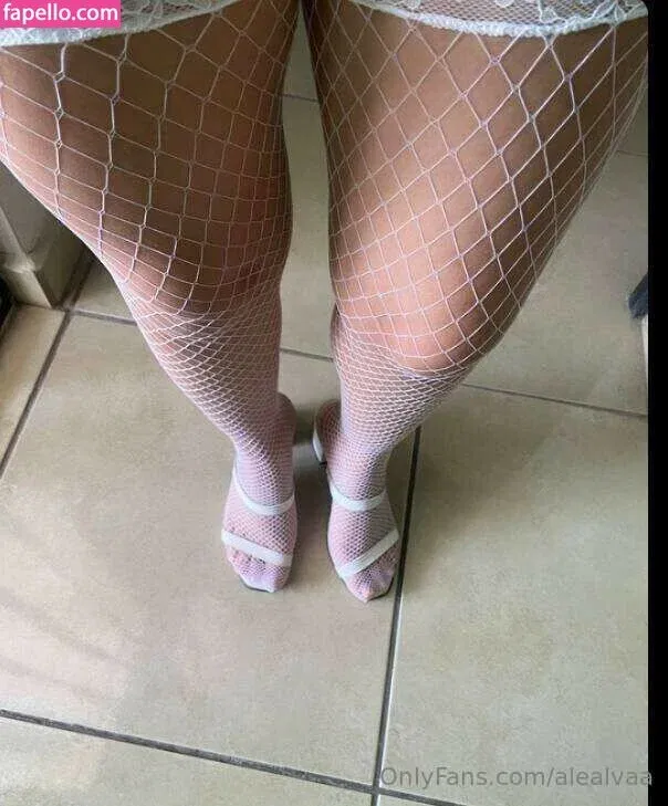 AleAlVa Onlyfans Photo Gallery 