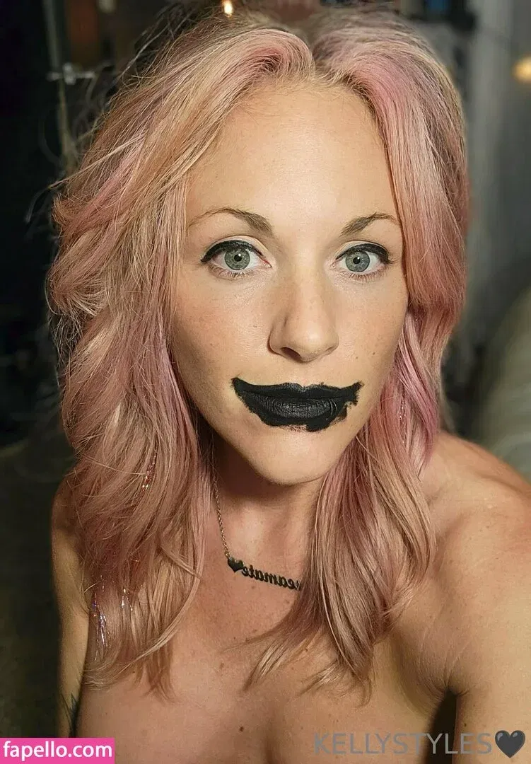 kellystylestx Onlyfans Photo Gallery 