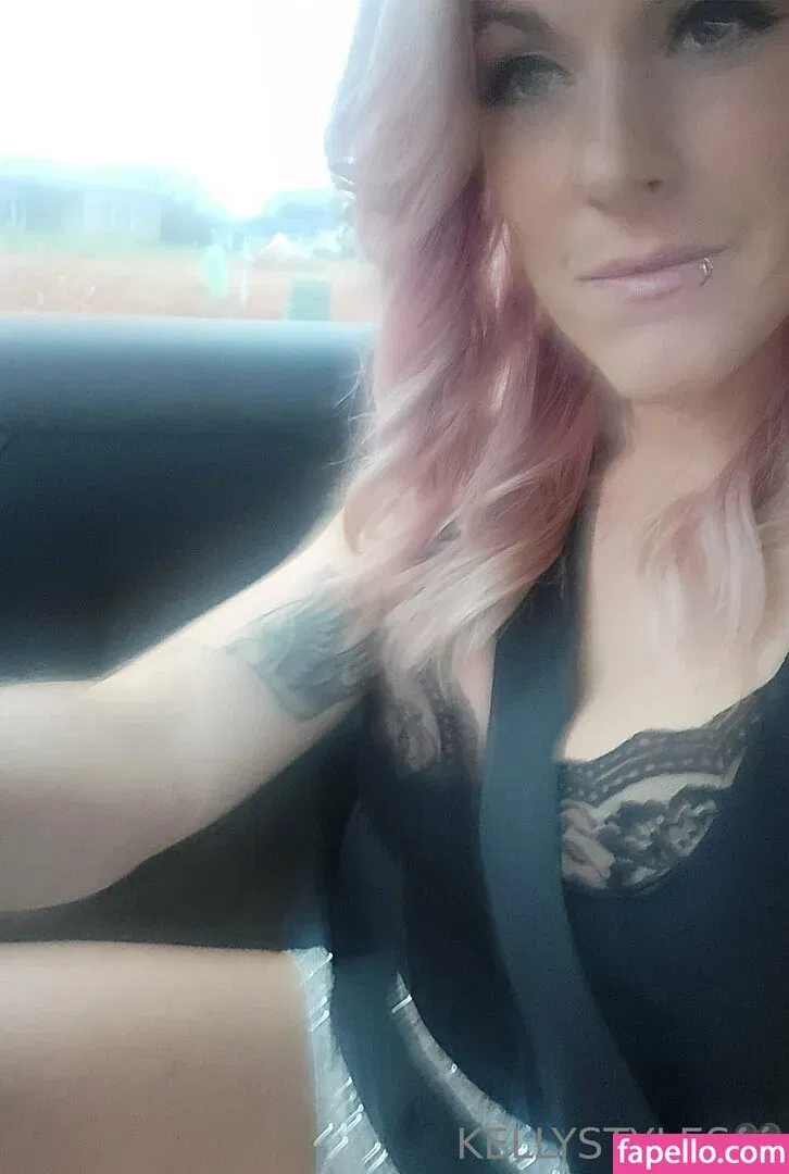 kellystylestx Onlyfans Photo Gallery 