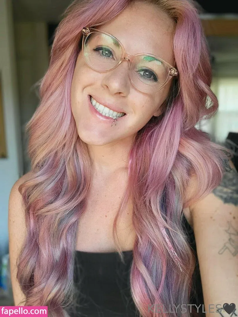 kellystylestx Onlyfans Photo Gallery 