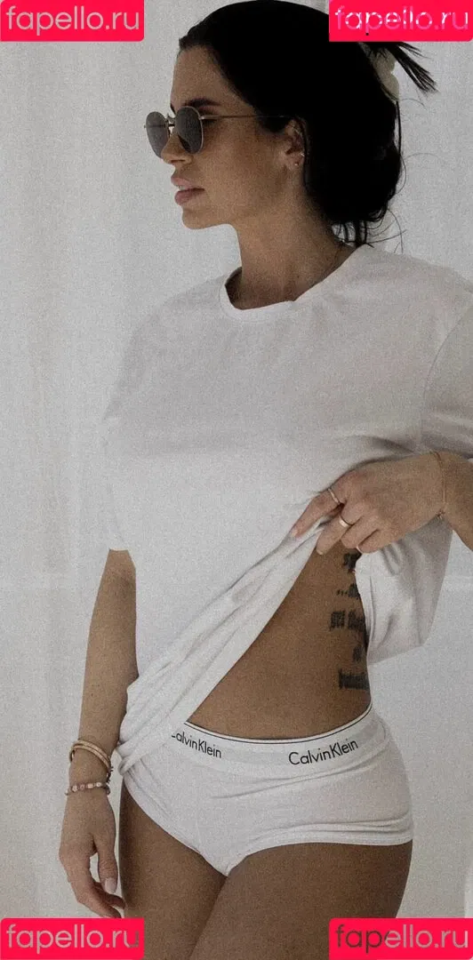 Bella Kraus Onlyfans Photo Gallery 