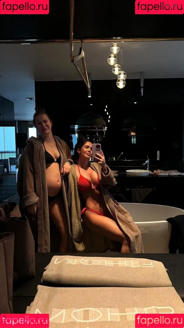 Bella Kraus Onlyfans Photo Gallery 