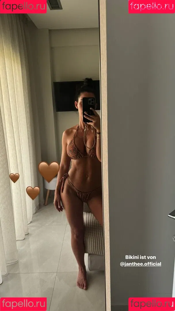 Bella Kraus Onlyfans Photo Gallery 